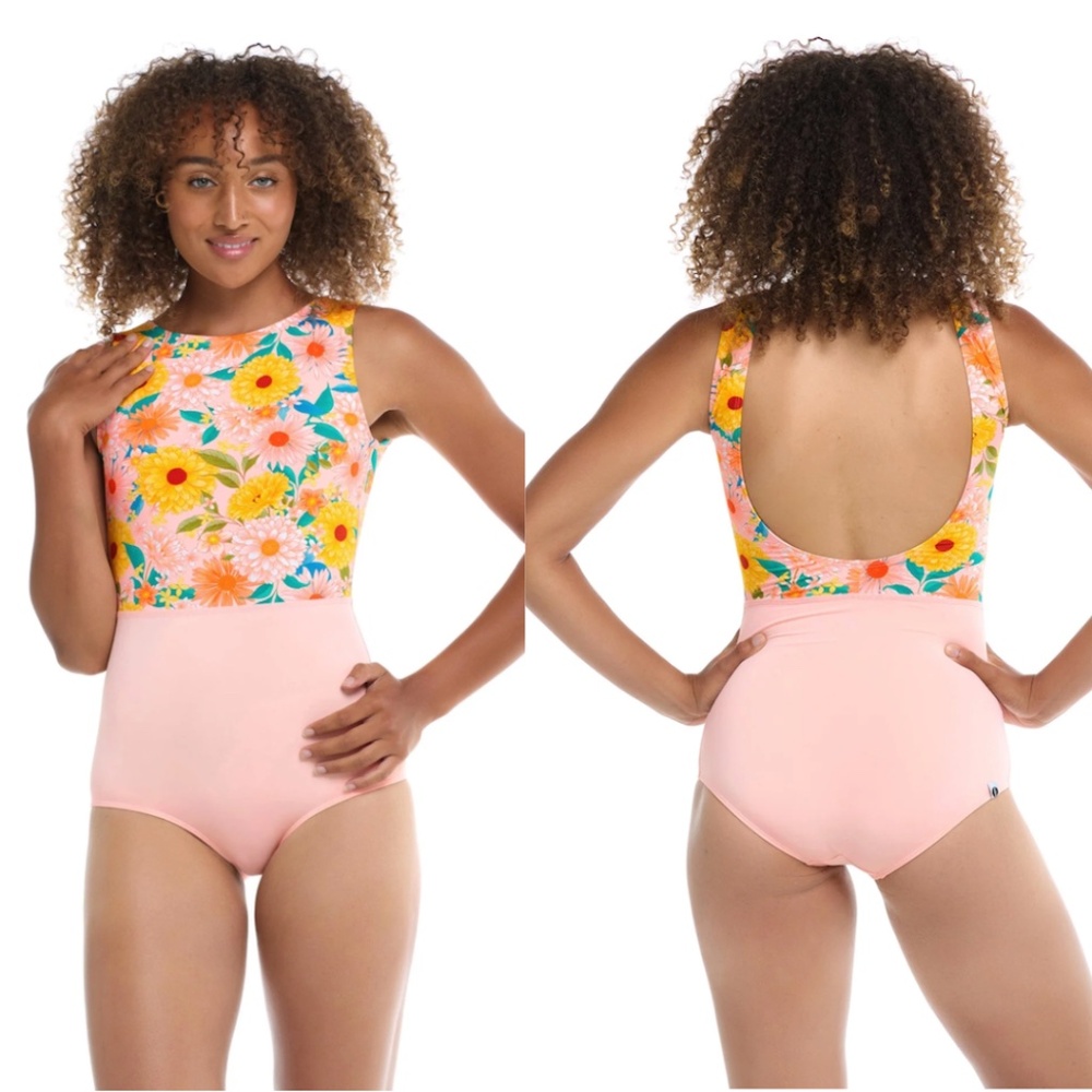 EIDON MONOKINI ONE PIECE SWIMSUIT PINK FLORAL FEMININE SPRING BREAK COASTAL POOL